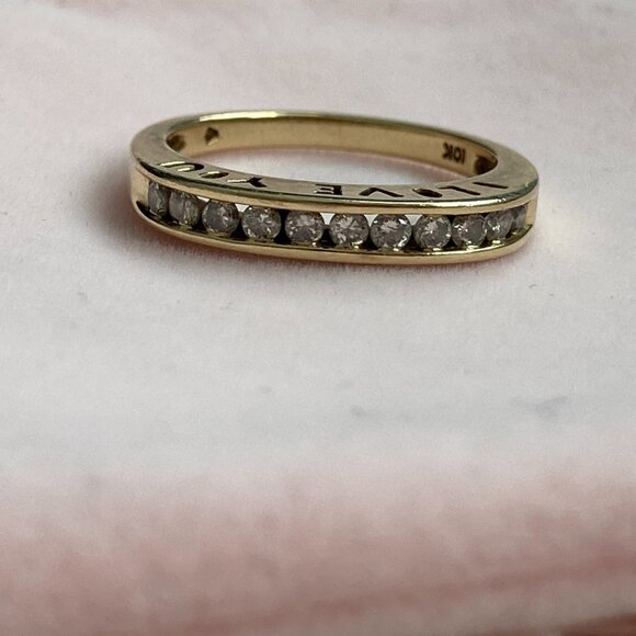 Elegant 10K Yellow Gold "I Love You" Chanel Diamond Band (0.40-0.50 CT) – Size 6 - Picture 6 of 17